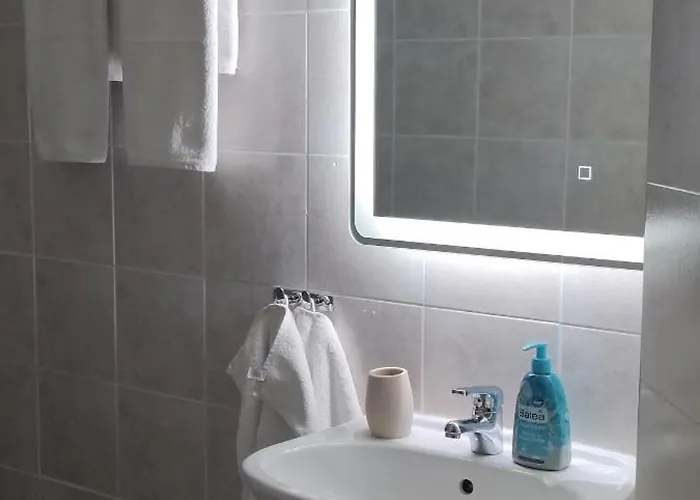 Maro S Prelijepim Pogledom