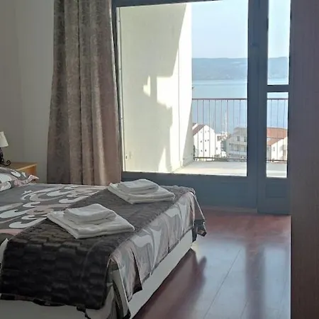 Maro S Prelijepim Pogledom Apartamento *