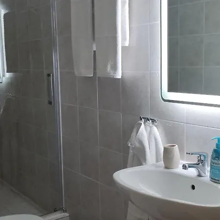 Maro S Prelijepim Pogledom