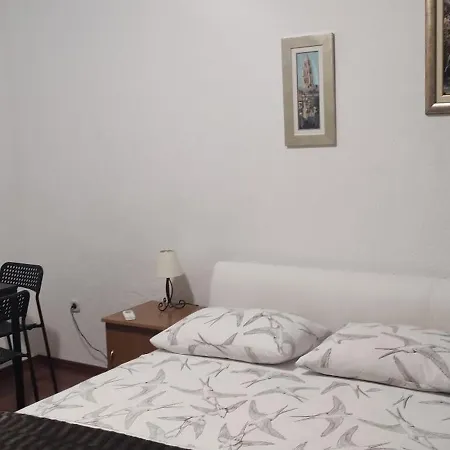 Maro S Prelijepim Pogledom * Jesenice (Split-Dalmatia)