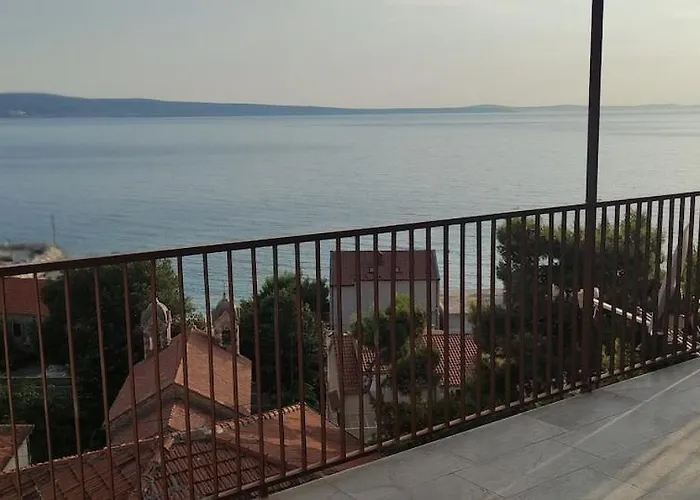 Maro S Prelijepim Pogledom * Jesenice (Split-Dalmatia)